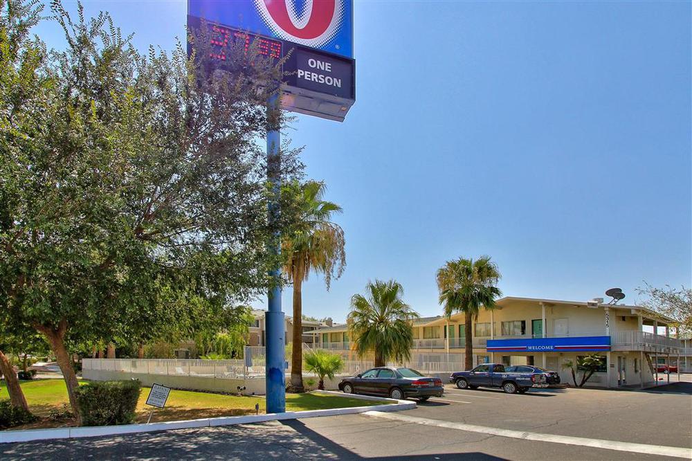 Motel 6-Phoenix, Az - East מראה חיצוני תמונה